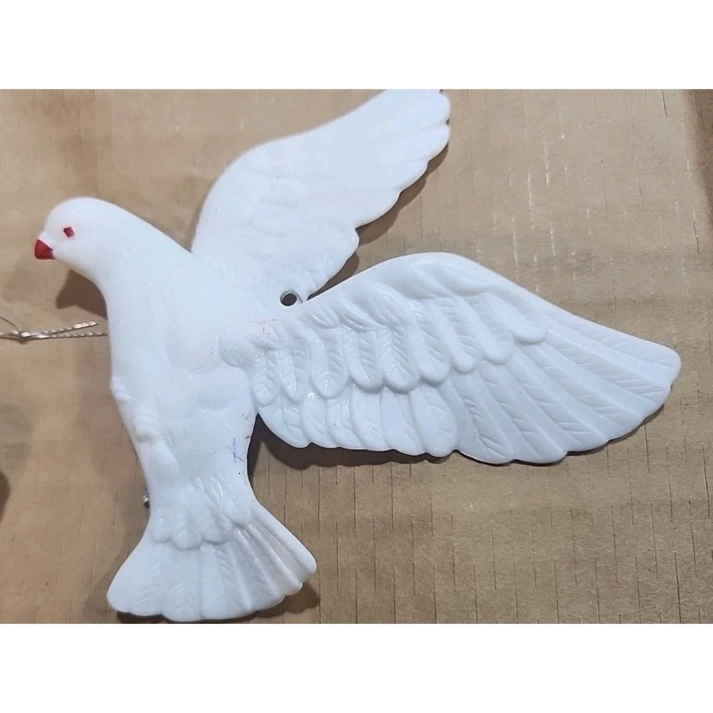 Vintage~Ornament~ Plastic~(2) White Doves with Red Eyes~ 4